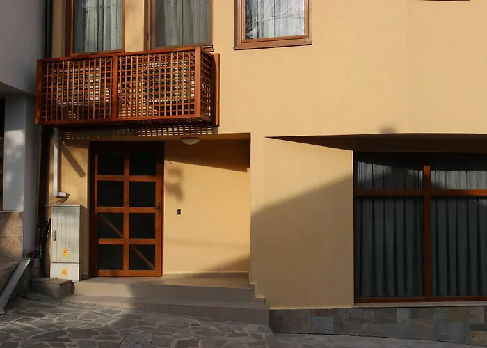 酒店 Roots And Wine Bar