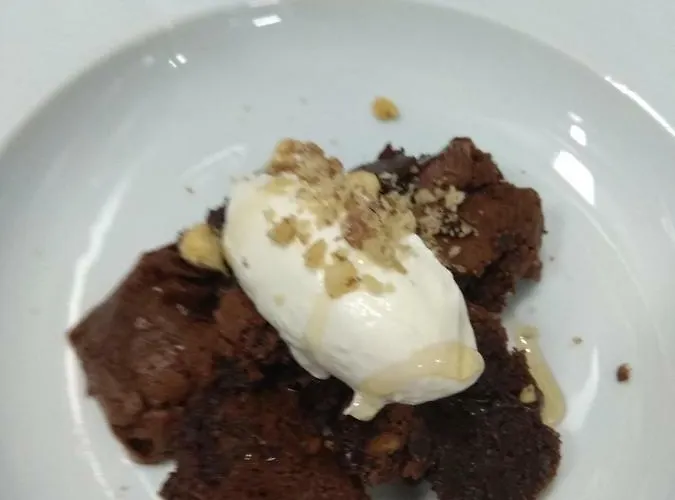 Roots And Wine Bar 酒店