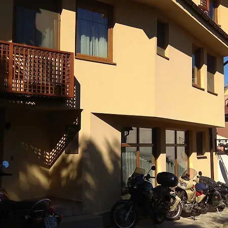 Hotel Roots And Wine Bar Plovdiv