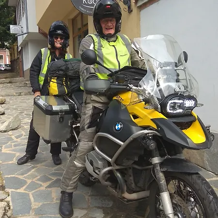 Roots And Wine Bar Hotel 3*