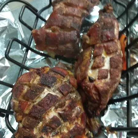 Roots And Wine Bar 3*