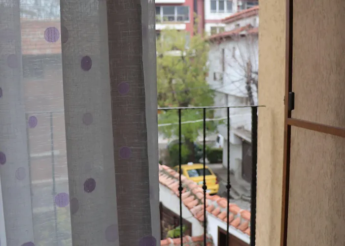 Roots And Wine Bar Hotell Plovdiv